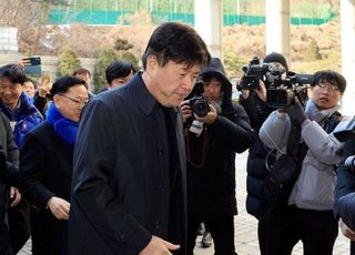 대법, '李대통령 측근' 김용 전 민주연구원 부원장 보석 청구 인용