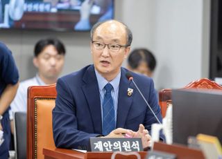 경기도의회 김동영 의원, 시군 물류창고 허가 기준 통일 추진