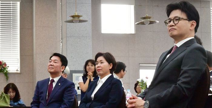 한동훈·안철수, '상식' 외치며 전당대회 투표 독려…숨은 시그널?