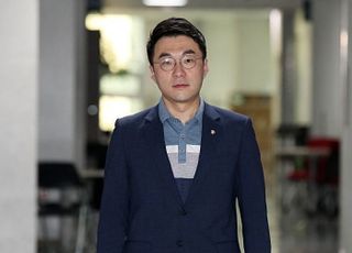 '수십억원 코인 미신고' 김남국…항소심도 무죄 판결