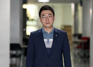 '수십억원 코인 미신고' 김남국…항소심도 무죄 판결