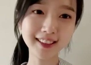'유승민 딸' 유담, 다음달부터 인천대 교수로 강단 선다