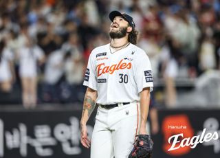 ‘지못미’ 폰세, 7이닝 무실점 완벽투에도 한화 충격 6연패