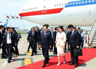 이 대통령, 일본 하네다 공항 도착…이틀 간 방일 일정 시작
