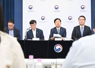 로드맵 없는 예산안 ‘밑 빠진 독 물 붓기’ [2026 예산안]