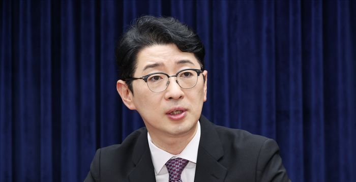 野 주진우 "조국, 감옥서 성찰하며 생각한 게 겨우 청년 극우몰이"