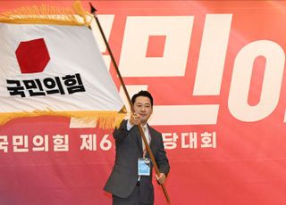 '정책' 좇는 장동혁, '색채' 덜어낸 인선…'여연원장' 균형감각은
