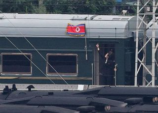 하루 꼬박 달려 베이징 도착한 김정은…5차 방중 일정 시작