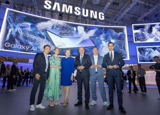 카이 베그너 베를린 시장, 'IFA 2025' 삼성전자 전시관 방문[IFA 2025]