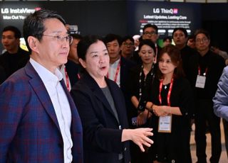 LG전자 조주완 "RGB TV 내년 출시…B2B 성장도 속도"[IFA 2025]
