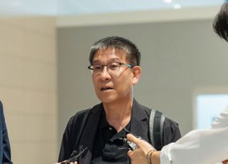 '美 300명 구금' LG엔솔 CHO 출국…"안전한 복귀에 최선 다할 것"