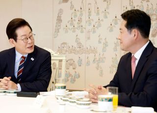 李대통령 "여야 너무 과하게 부딪혀…정청래, 좀 더 많이 내줬으면"