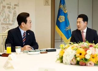 장동혁, 李대통령 만나 "취임 100일, 불확실성·불안감 증가…균형추 잡아달라"