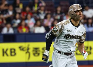 송성문, KBO리그 8월 월간 MVP 선정…이정후 이후 3년 만