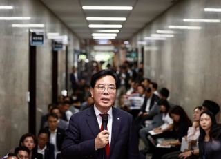 "소통 아닌 '쇼통'"…'독해진' 국민의힘, 배경은