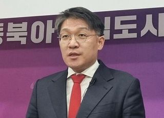 [속보] '공천개입 의혹' 김상민 전 검사 김건희특검 출석