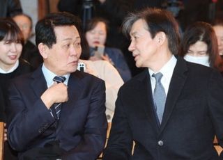 '조국 측근' 은우근, 조국혁신당 탈당…"성비위 피해자 공격 멈춰라"