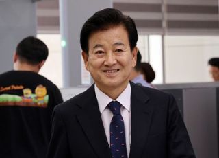 '선거법 위반' 정동영 통일장관, 2심도 의원직 상실형 면해 (종합)