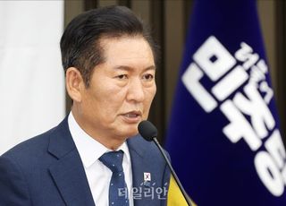 정청래, 송언석에 사퇴 촉구…"패륜적 망언에 치떨려"