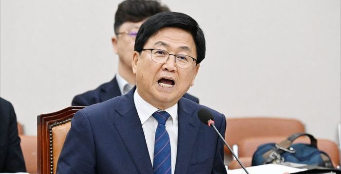 李대통령, 최교진 임명 강행 수순…청문보고서 11일까지 재송부 요청