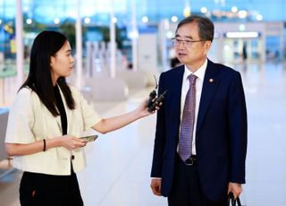 [속보] 조현 외교장관 "한국인 새 美비자 신설 신속 협의, 美측과 확인"