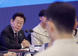거대 권력의 입법 질주와 야당 탄압 프레임 [李대통령 취임 100일]