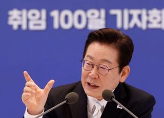"李대통령 100일, 불신·혼란만 키워"…경제계, 李 반기업 행보에 불만