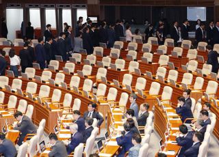 [속보] '3대 특검법 개정안' 與 주도 본회의 통과