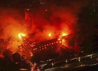 네팔 사태 사망 최소 30명…탈옥수도 1만 3000여명으로 늘어