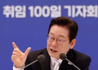 "北은 美만 본다"…李대통령의 '냉혹한 현실' 토로 [李대통령 100일 기자회견]
