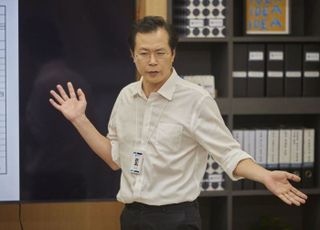 백현진이 불어넣는 현실감 [D:PICK]