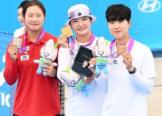 세계선수권 금메달 쏜 강채영 "여기까지 10년 걸렸다"
