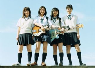세월이 흘러도 변치 않는 반짝임…‘린다 린다 린다’ 20주년 재개봉 [D:현장]