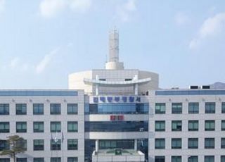 김해 김밥집서 흉기 휘둘러 손님·종업원 부상…60대 남성 검거