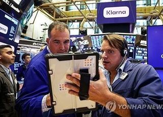 [속보] 나스닥 닷새째 사상 최고치…테슬라, 7.4%↑