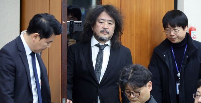 "불만이면 퇴사해" 김어준에…국민의힘 "무릎 꿇고 사과하라"