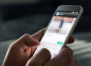 女신체 3000장 몰래 찍은 변태男, 매의 눈에 붙잡혔다