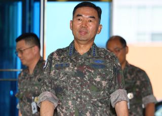 합참의장 후보자 "국방·합참 정보본부장 겸직 해제 추진할 것"