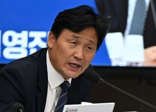 지난해 유흥업소 ‘법카’ 사용액 6000억원 근접, 절반 이상 ‘룸살롱’…골프장 결제 2조원