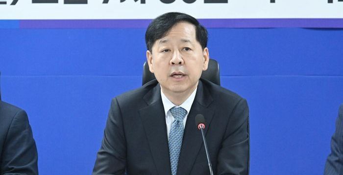 구윤철 부총리 “대주주 양도세 기준 50억원 유지”