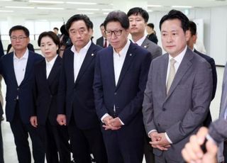 [현장] 해수부 '확실한 이전' 들고 온 장동혁, 부산서 '열광의 파도 속으로'