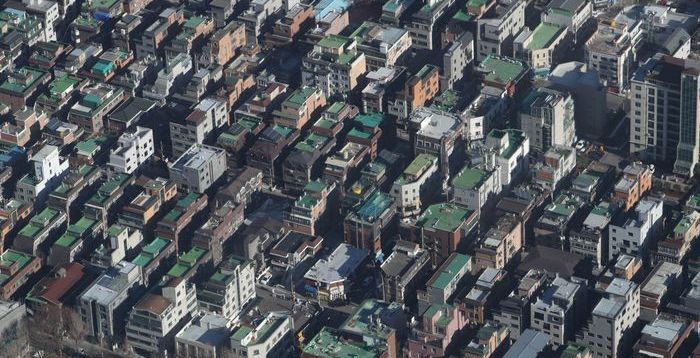 주택공급 시급한데 임대사업자는 옥죈다…주거사다리 ‘흔들’