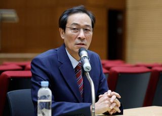 조희대 사퇴 "원칙적 공감" 후폭풍에…대통령실 "거취 논의 없었다"