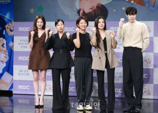 '달까지 가자' PD "티저 영상 인종차별 논란…감수성 더 키우겠다"