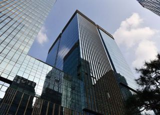 고려아연 “영풍·MBK의 적대적 M&amp;A 막아낼 것”
