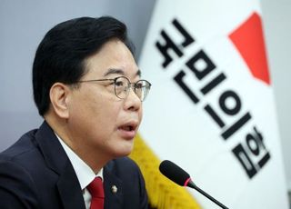 송언석 "강유정 속기록 조작 시도…李대통령 직접 해명해야"