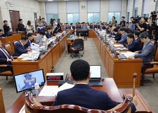 "다 통과하려면 2년"…與 정부조직법 가시밭길 예고