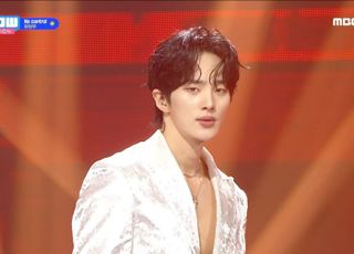 신인 유현우, '쇼챔피언' 통해 성공적 데뷔 무대 가져