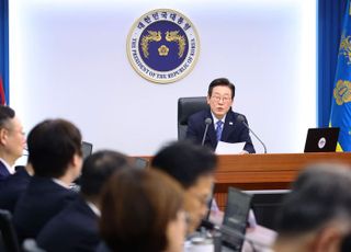 李대통령 "청년 문제, 단기처방 통해 정책 효능감…구조적 해결 뒤따라야"