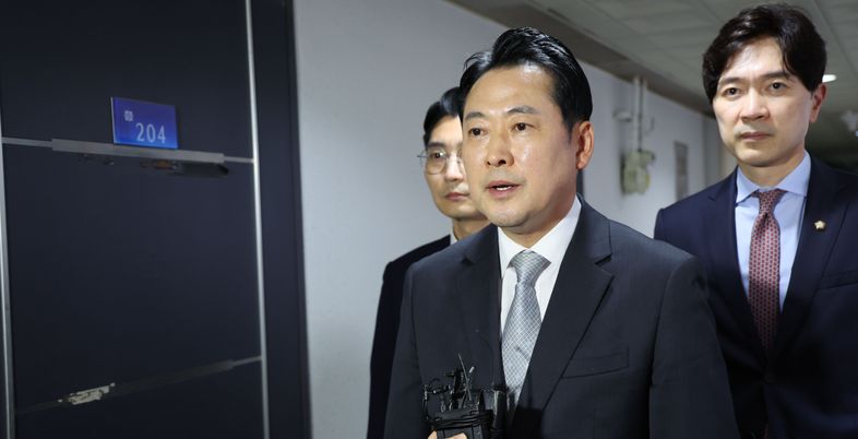 "당사 압수수색, 위헌적 폭거"…對특검 강경 기조 앞세우는 국민의힘